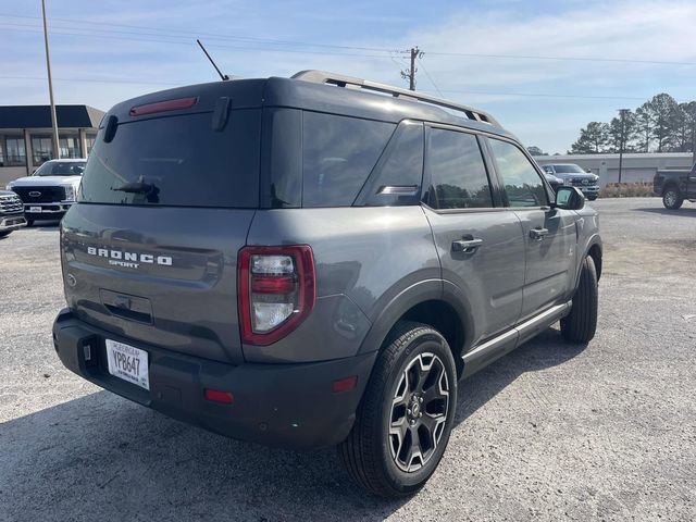 New 2025 Ford Bronco Sport Outer Banks image 3