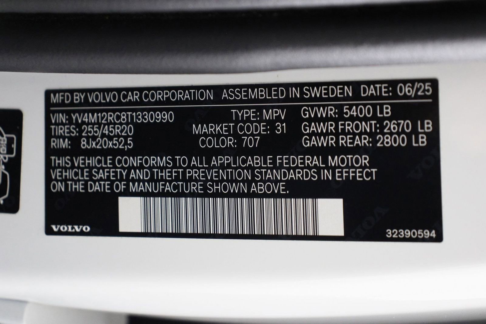 Certified 2026 Volvo XC60 B5 Plus AWD/4WD image 16