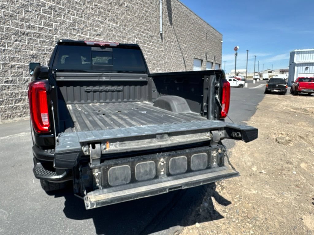 Used 2020 GMC Sierra 3500 Denali w/ Denali Ultimate Package AWD/4WD image 14