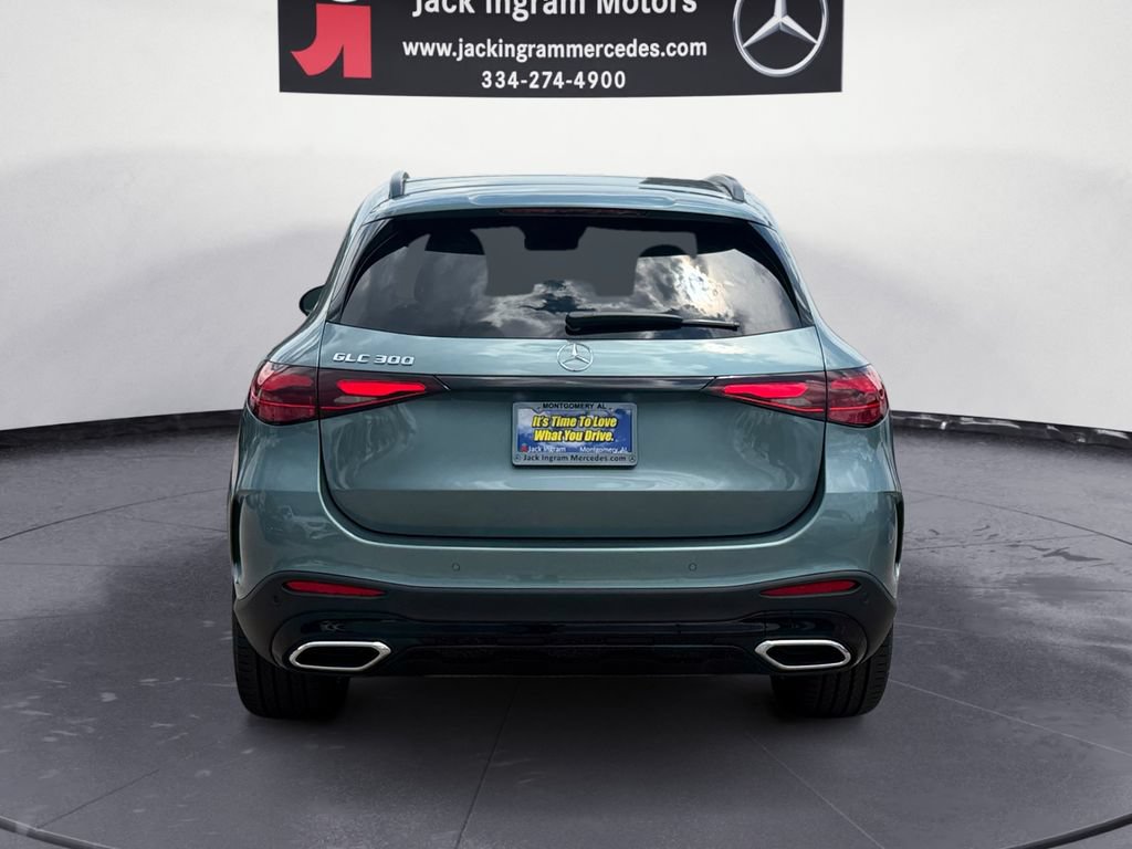 New 2026 Mercedes-Benz GLC 300 image 4