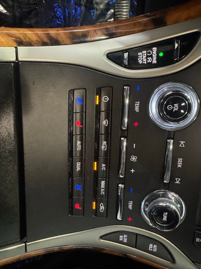 Used 2020 Lincoln Nautilus Reserve AWD/4WD image 5