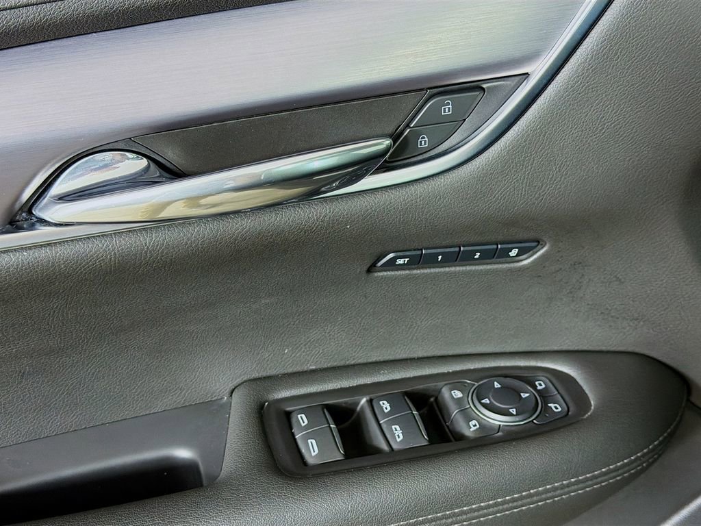 Certified 2024 Cadillac XT6 Luxury AWD/4WD image 18