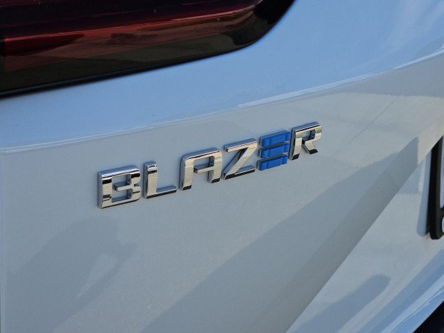 Used 2026 Chevrolet Blazer EV LT FWD image 31