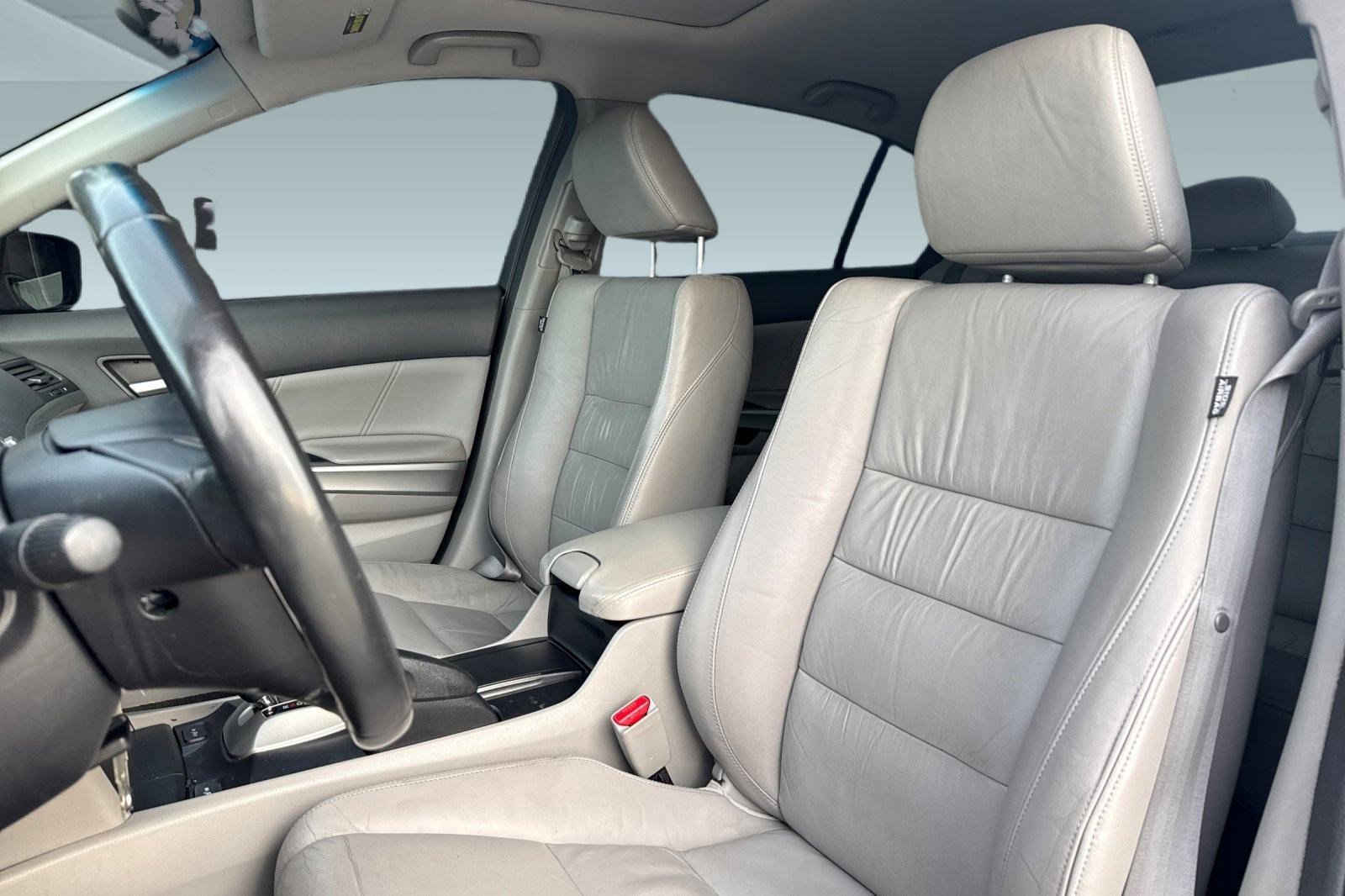 Used 2010 Honda Accord EX-L image 21