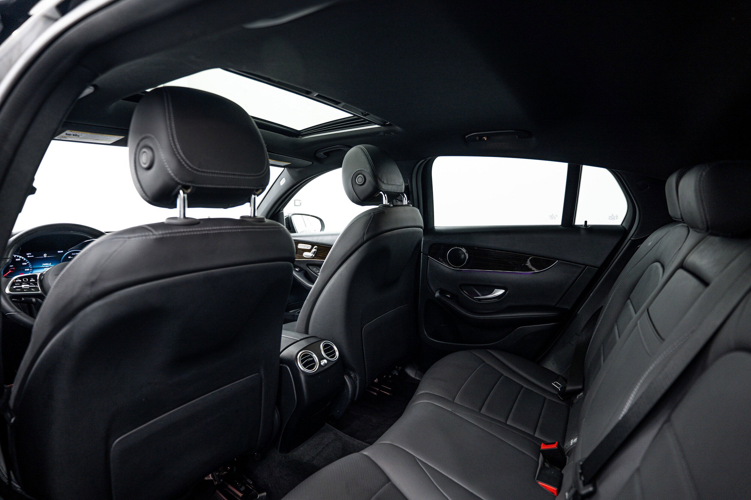 Used 2020 Mercedes-Benz GLC 300 4MATIC Coupe image 18