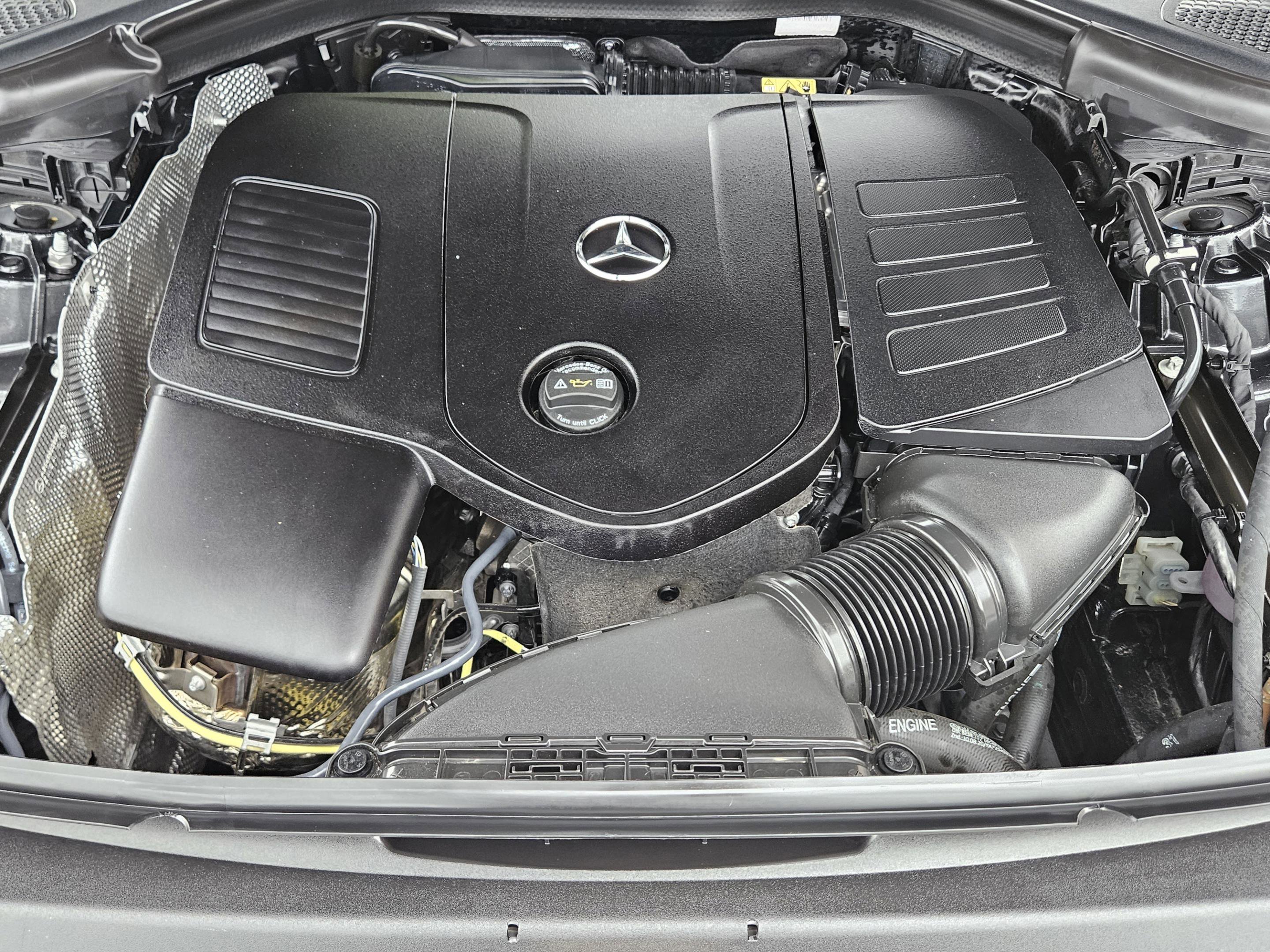Certified 2025 Mercedes-Benz GLC 300 4MATIC image 22
