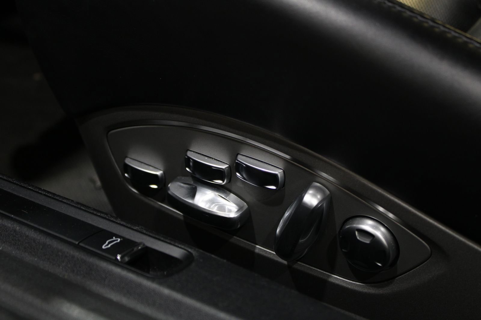 Used 2019 Porsche 911 Carrera GTS image 21