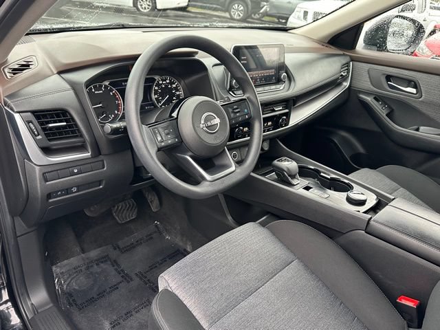 Used 2023 Nissan Rogue SV AWD/4WD image 32