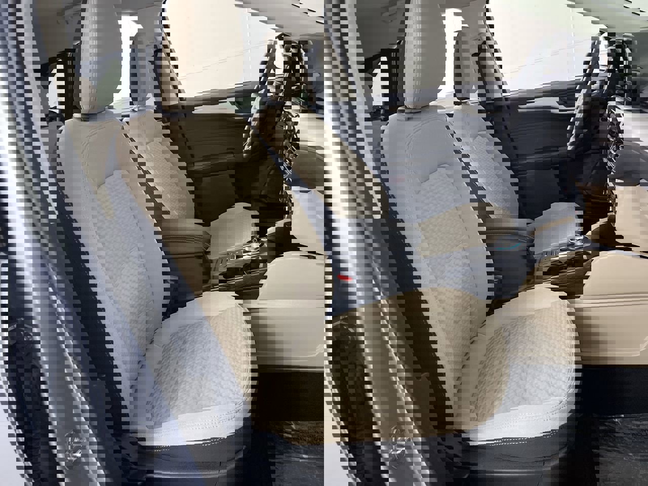 Used 2022 Ford Escape SE w/ Convenience Package image 24