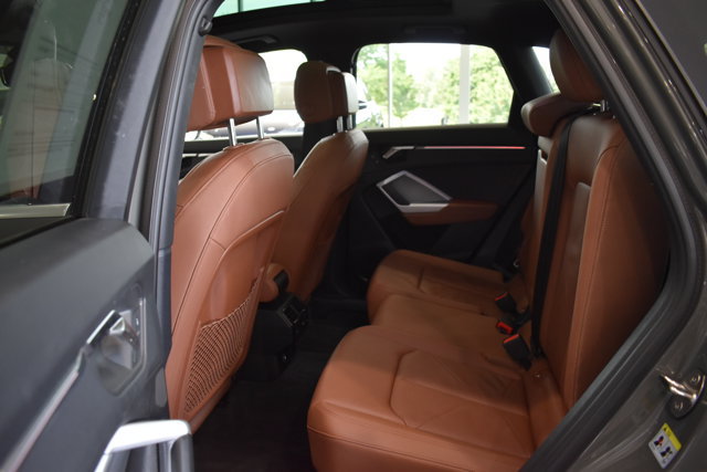 Used 2024 Audi Q3 2.0T Premium Plus w/ Premium Plus Package AWD/4WD image 21