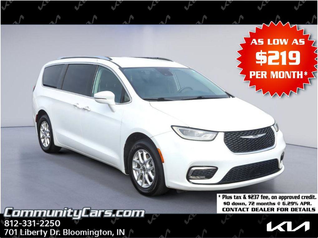 Used 2021 Chrysler Pacifica Touring-L image 1