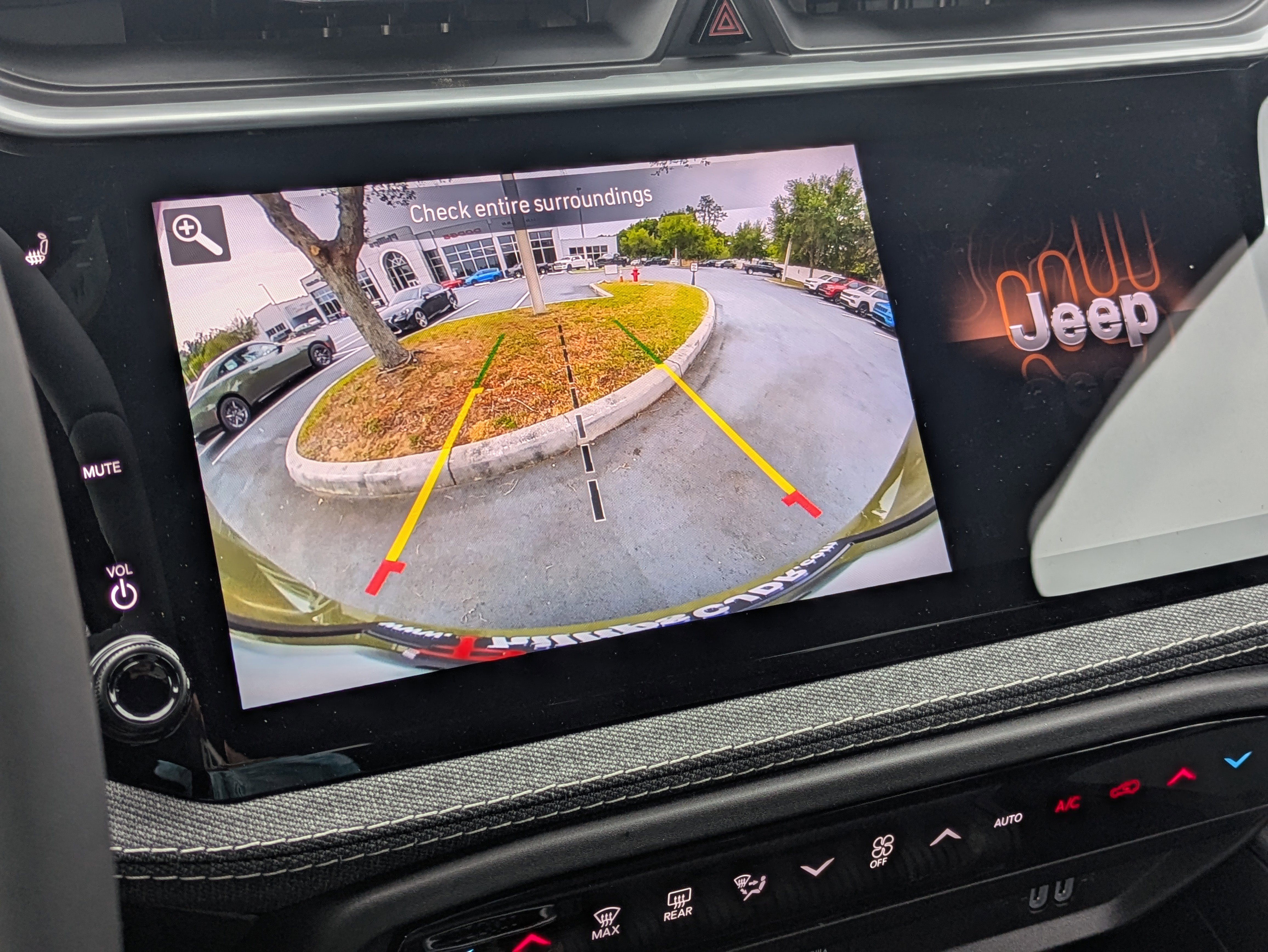 New 2026 Jeep Cherokee Laredo image 19