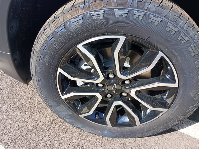 Used 2025 Chevrolet TrailBlazer ACTIV w/ Convenience Package AWD/4WD image 18