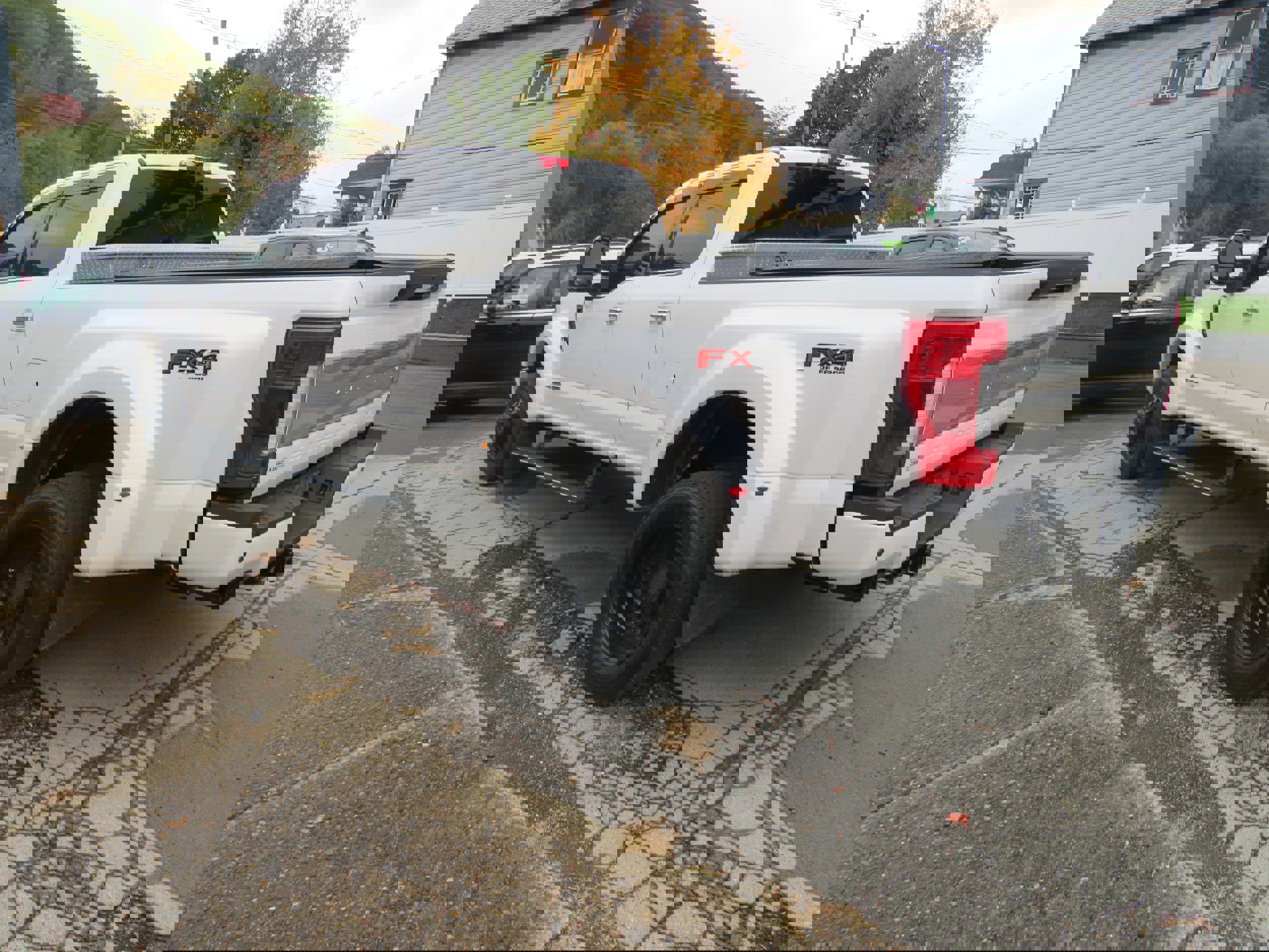 Used 2018 Ford F450 Platinum w/ Platinum Ultimate Package image 5