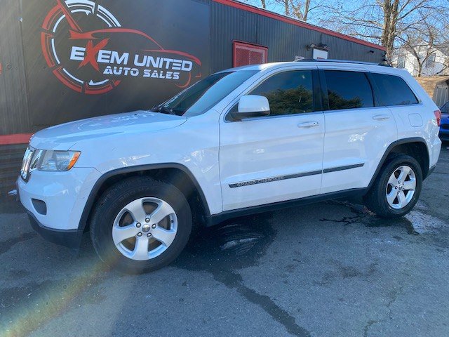 Used 2013 Jeep Grand Cherokee Laredo AWD/4WD image 1