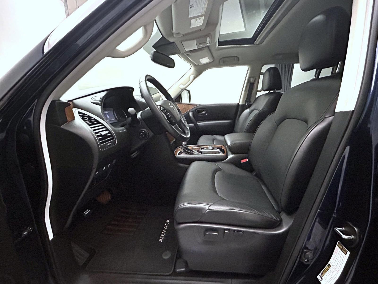 Used 2024 Nissan Armada SL w/ Cargo Package image 10