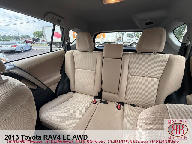 Used 2013 Toyota RAV4 LE AWD/4WD image 23