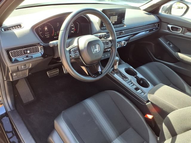 Used 2025 Honda Civic Sport image 4