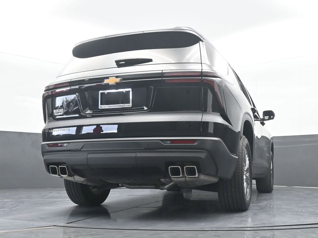 Used 2024 Chevrolet Traverse LS image 65