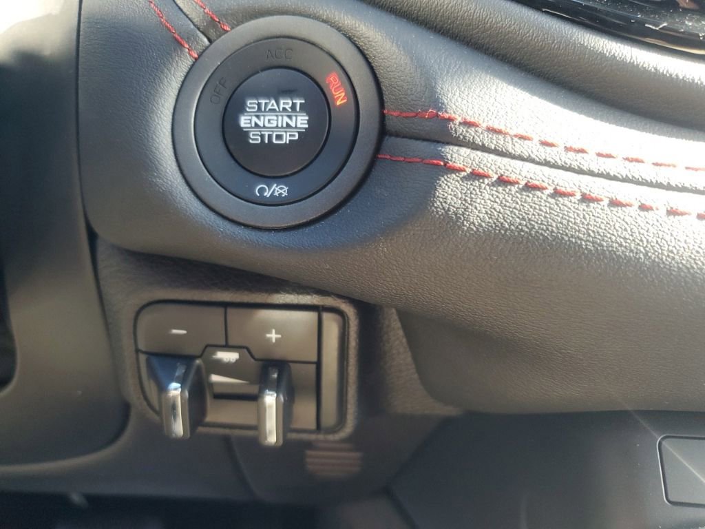 Used 2025 Dodge Durango GT AWD/4WD image 31