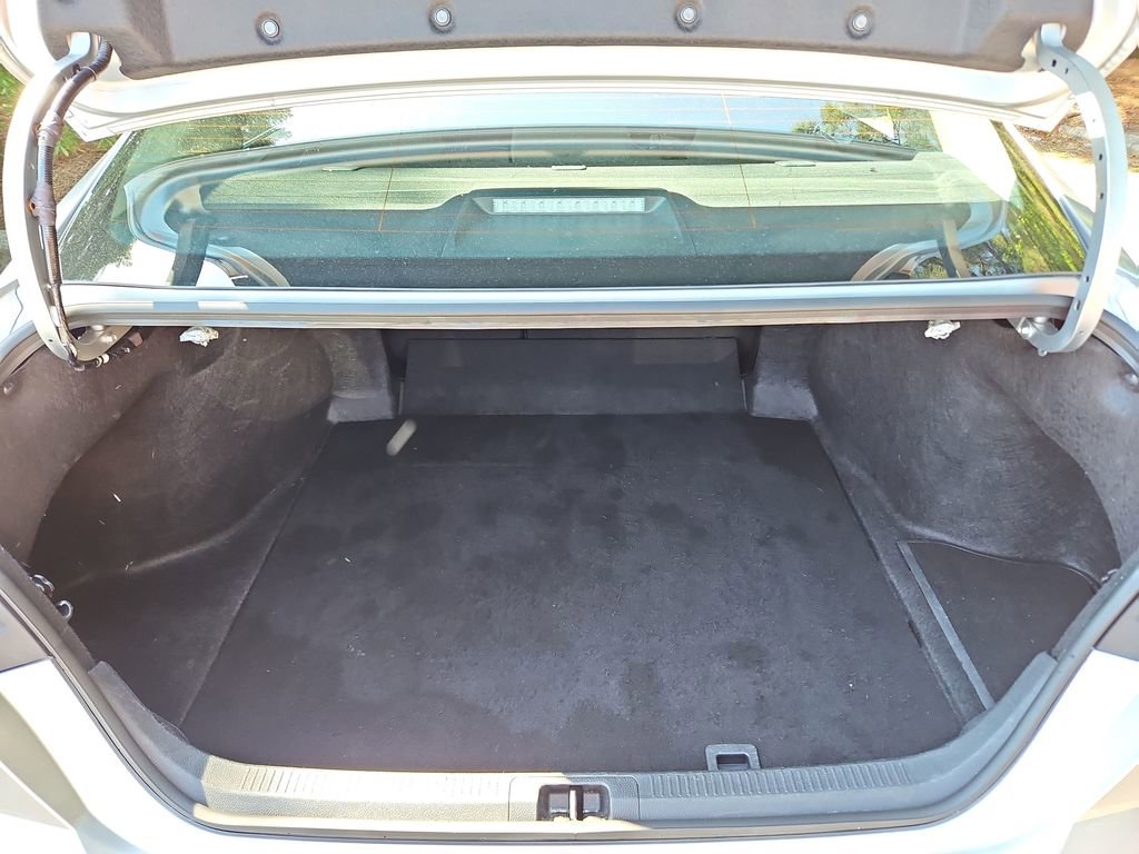 Used 2025 Toyota Camry SE FWD image 30