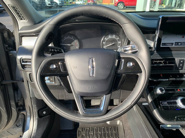Certified 2022 Lincoln Corsair AWD w/ Equipment Group 101A image 21