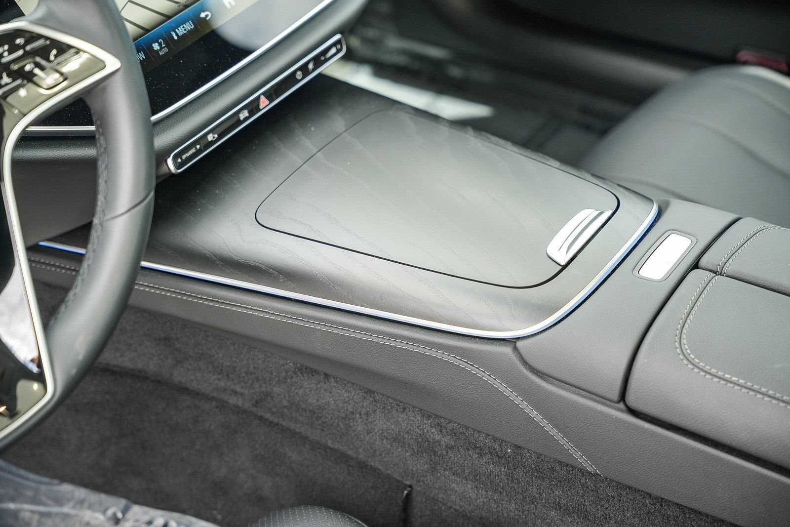 Certified 2024 Mercedes-Benz E 350 4MATIC Sedan image 20