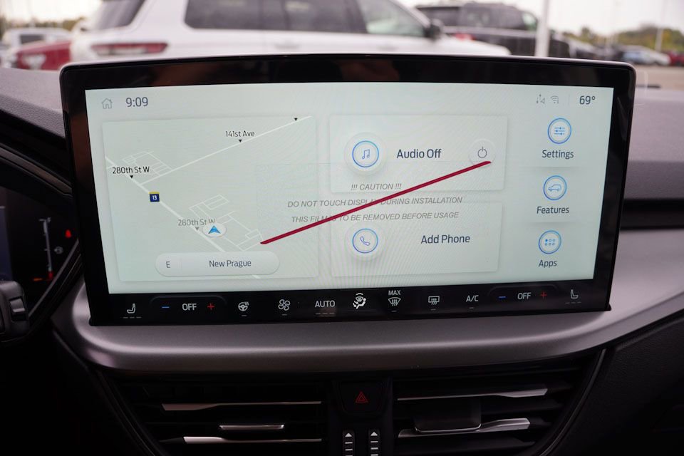 New 2026 Ford Escape SE w/ Class II Trailer Tow Package image 13