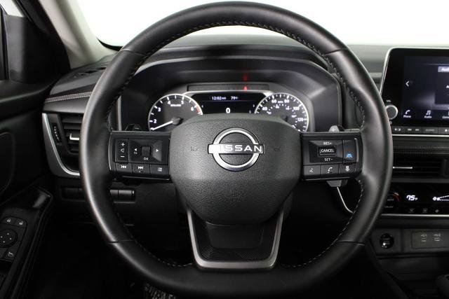 Certified 2025 Nissan Rogue SV image 10