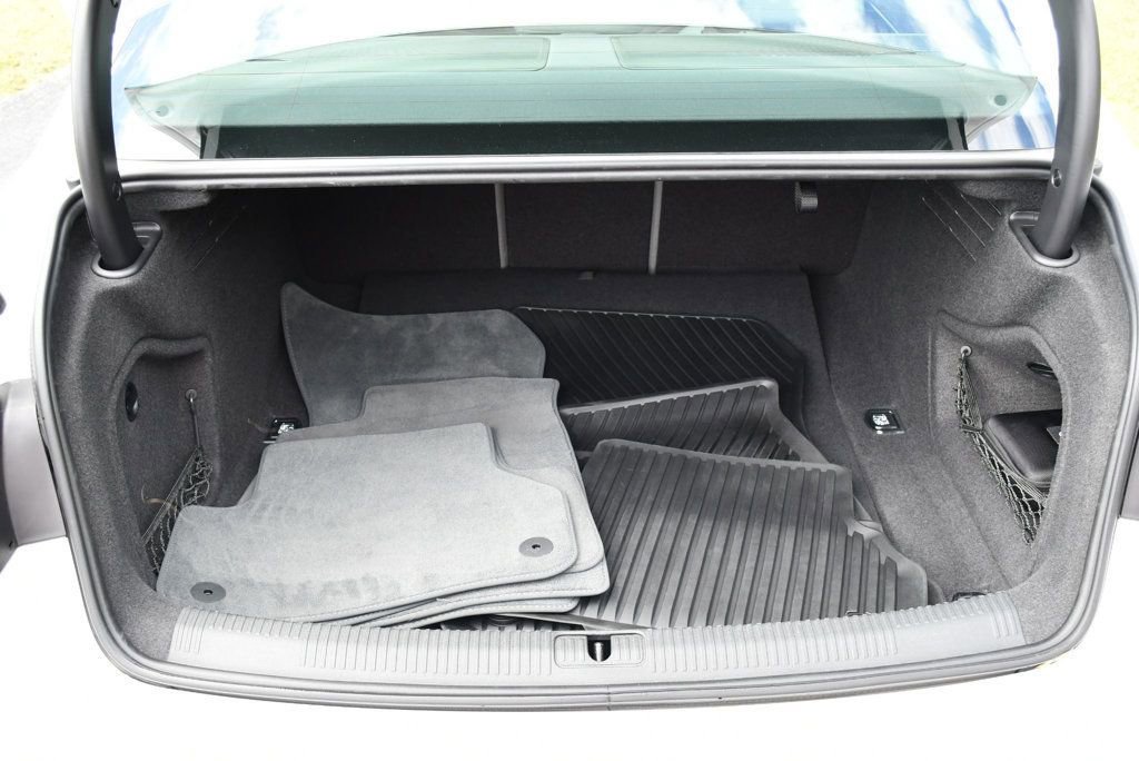 Used 2018 Audi A4 2.0T Ultra Premium Plus w/ Premium Plus Package image 16