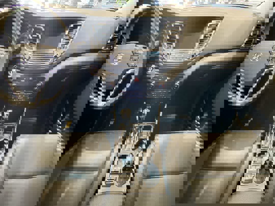 Used 2018 Hyundai Tucson Limited w/ Cargo Package image 24