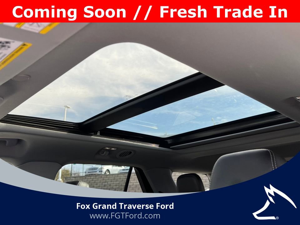 Certified 2023 Ford Explorer XLT w/ Equipment Group 202A image 7