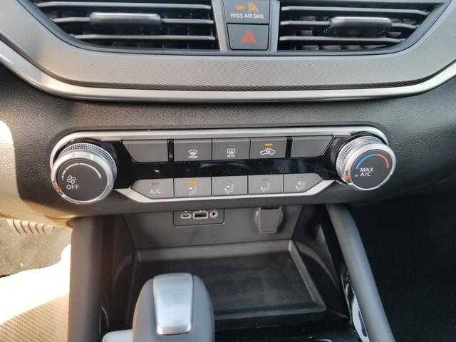 New 2025 Nissan Altima 2.5 SR image 14