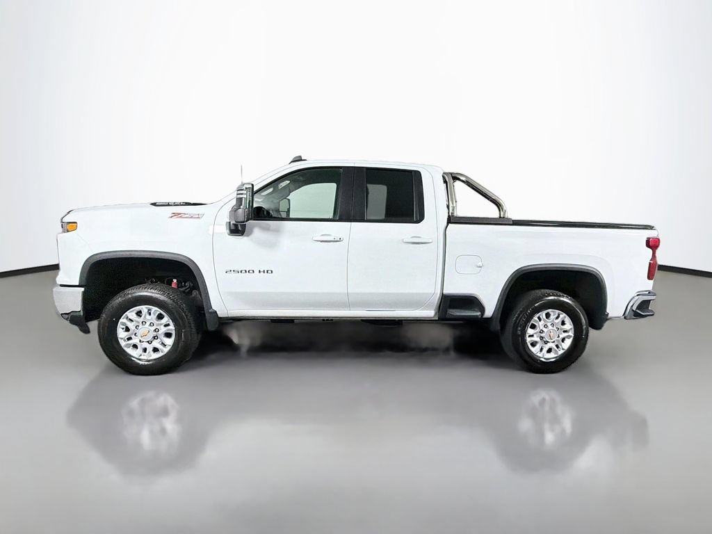 Used 2024 Chevrolet Silverado 2500 LT w/ Z71 Off-Road Package AWD/4WD image 4