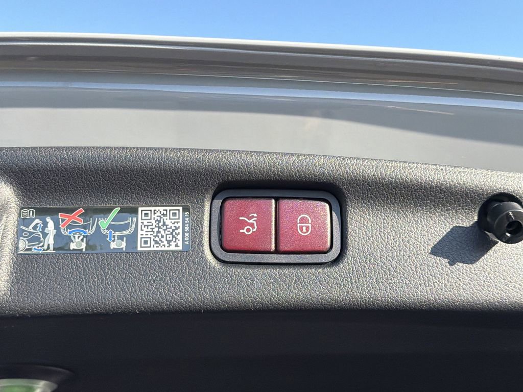 Certified 2025 Mercedes-Benz C 300 Sedan image 15