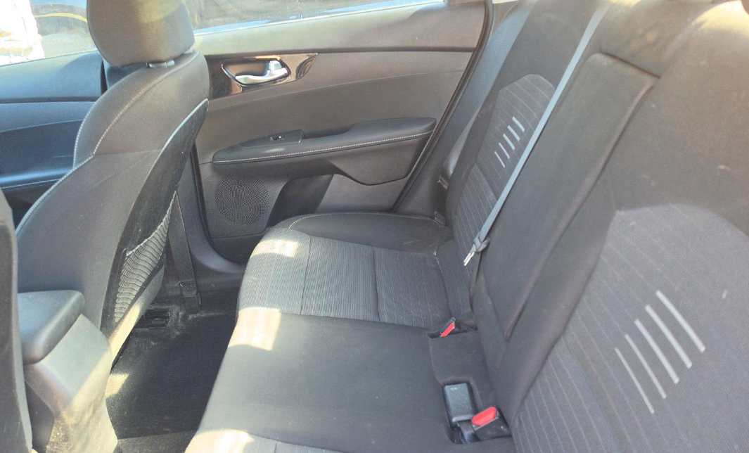 Used 2019 Kia Forte S w/ S Premium Package FWD image 7