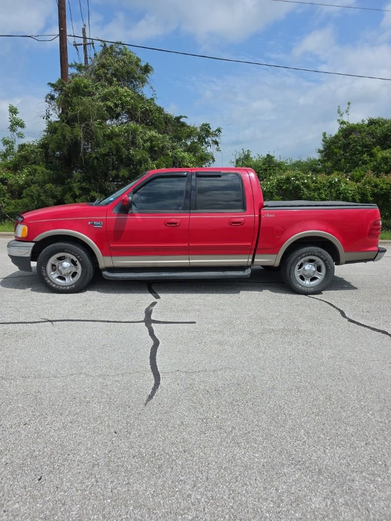 Used 2001 Ford F150 Lariat RWD image 2