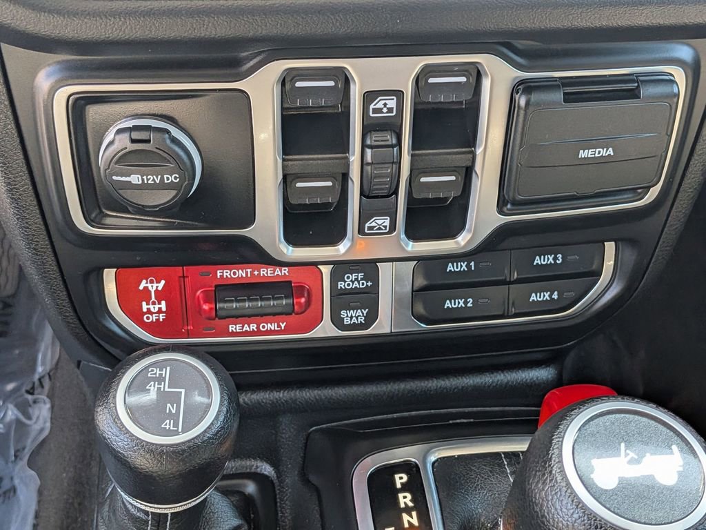 Used 2025 Jeep Wrangler Unlimited Rubicon w/ Convenience Group image 20