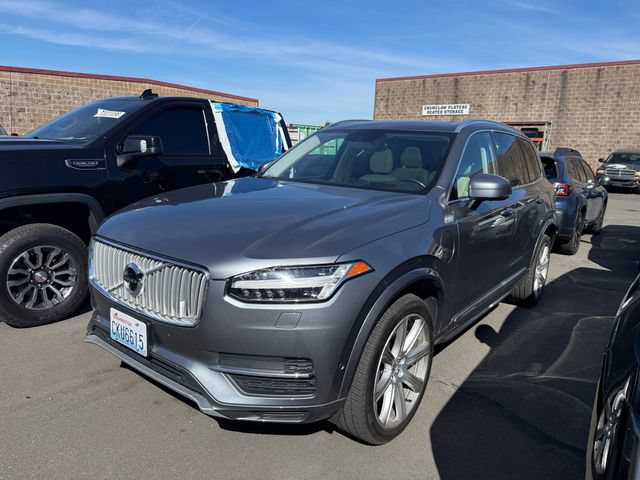 Used 2017 Volvo XC90 T8 Inscription w/ Vision Package AWD/4WD image 1