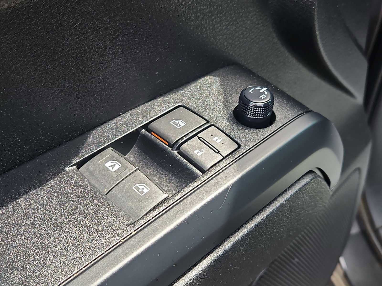 Used 2022 Toyota Tacoma SR image 20