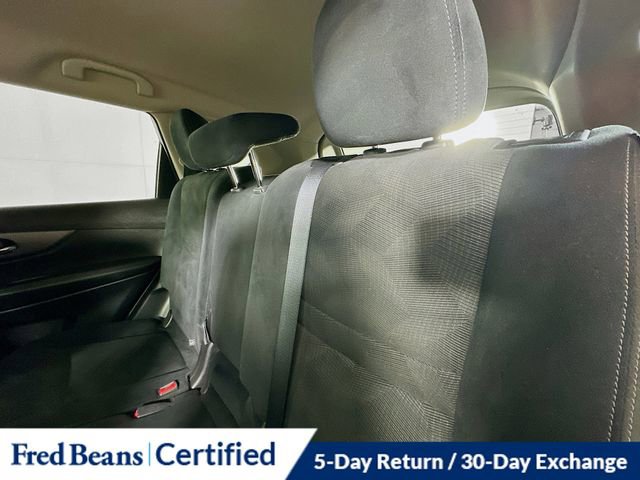 Used 2016 Nissan Rogue S w/ Appearance Package image 24