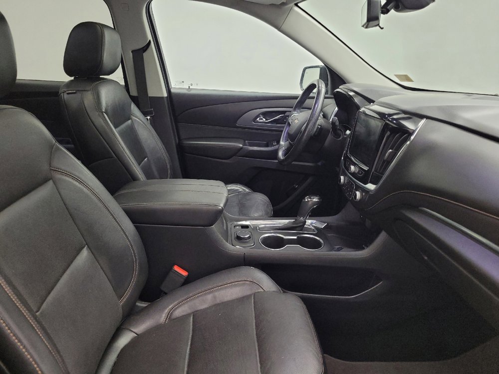 Used 2018 Chevrolet Traverse Premier w/ Driver Confidence II Package FWD image 21
