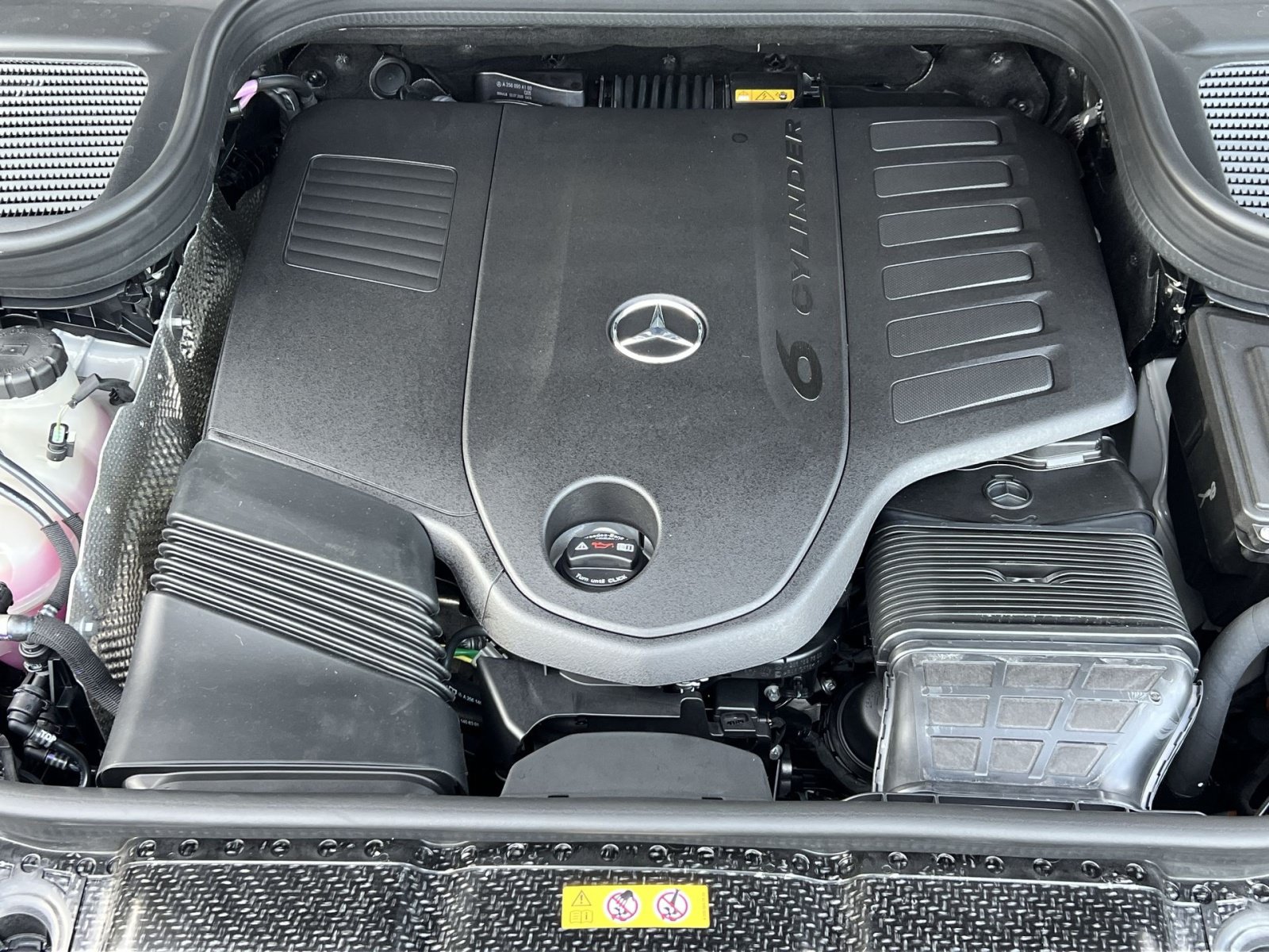 New 2027 Mercedes-Benz GLS 450 4MATIC image 35