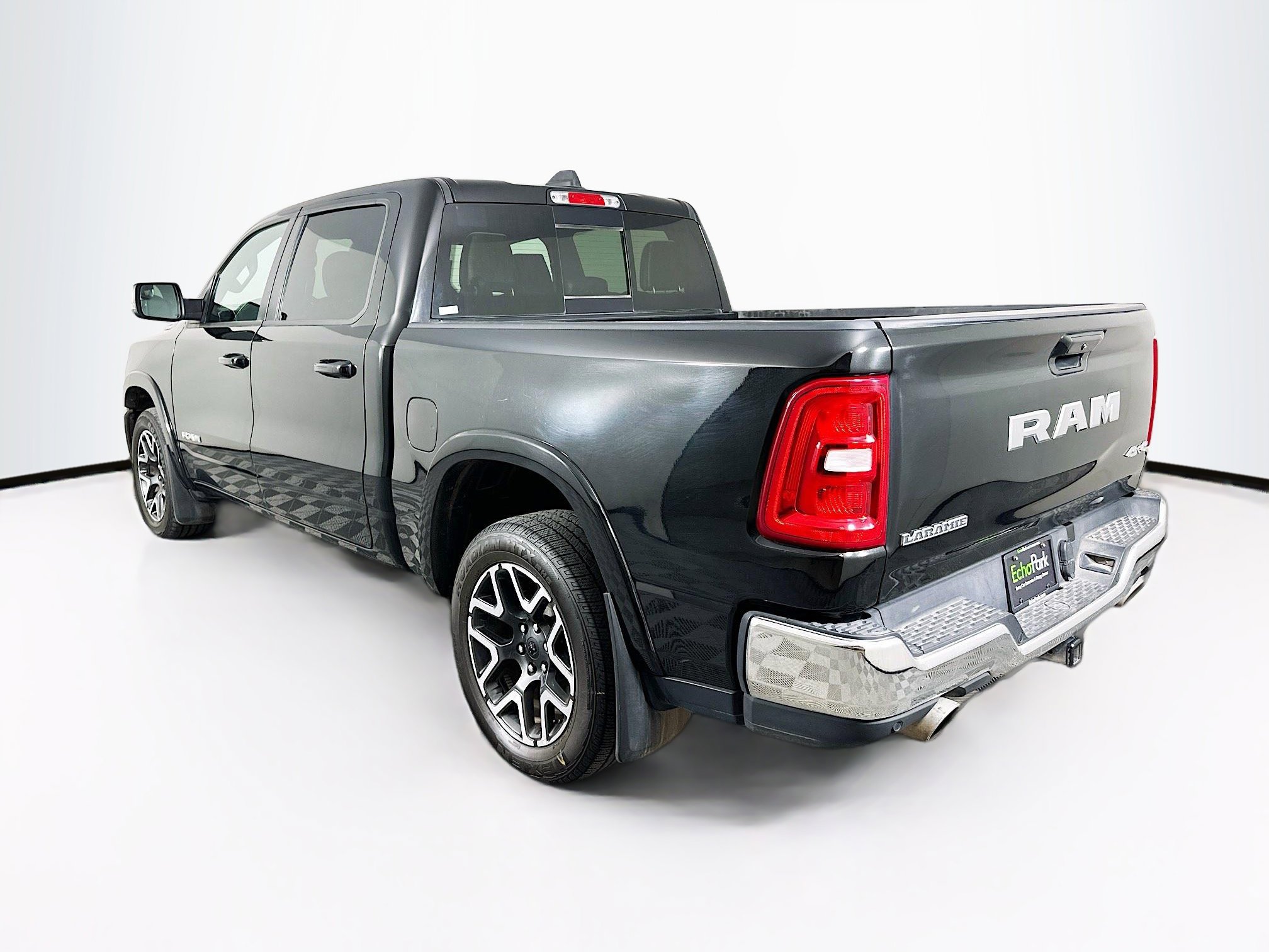 Used 2025 RAM 1500 Laramie image 5