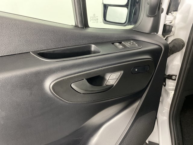 Used 2025 Mercedes-Benz Sprinter 2500 image 8
