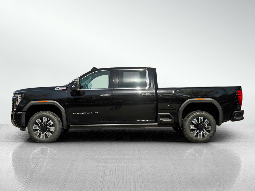 New 2026 GMC Sierra 3500 Denali w/ Denali Reserve Package image 4