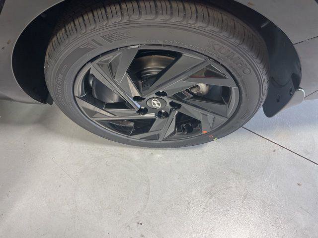 New 2026 Hyundai Elantra Sport image 27