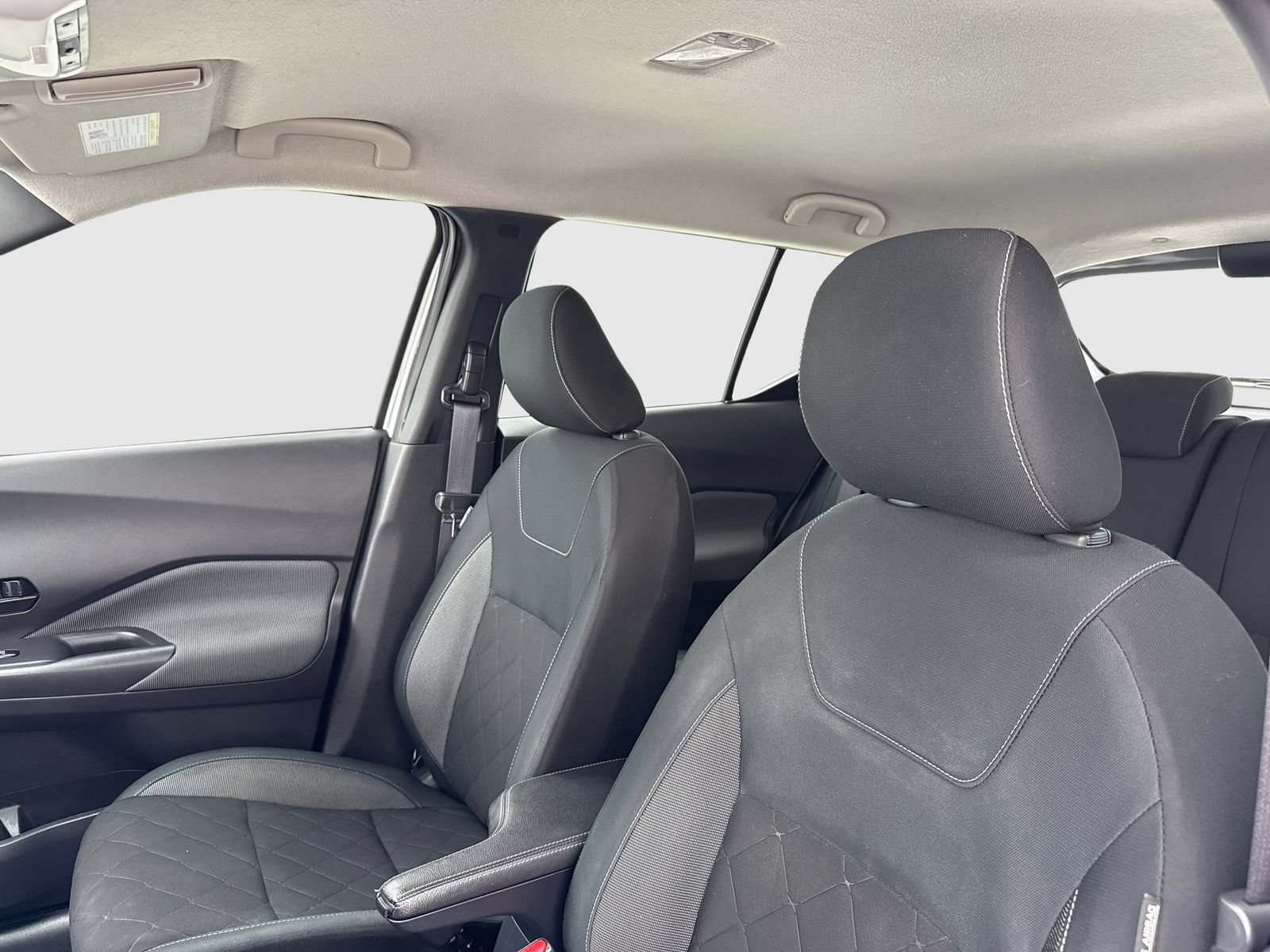 Used 2020 Nissan Kicks S FWD image 15