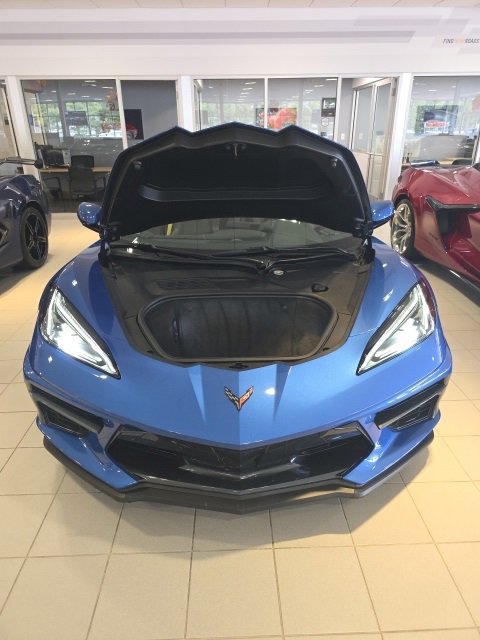 Used 2023 Chevrolet Corvette Stingray w/ Z51 Performance Package image 3