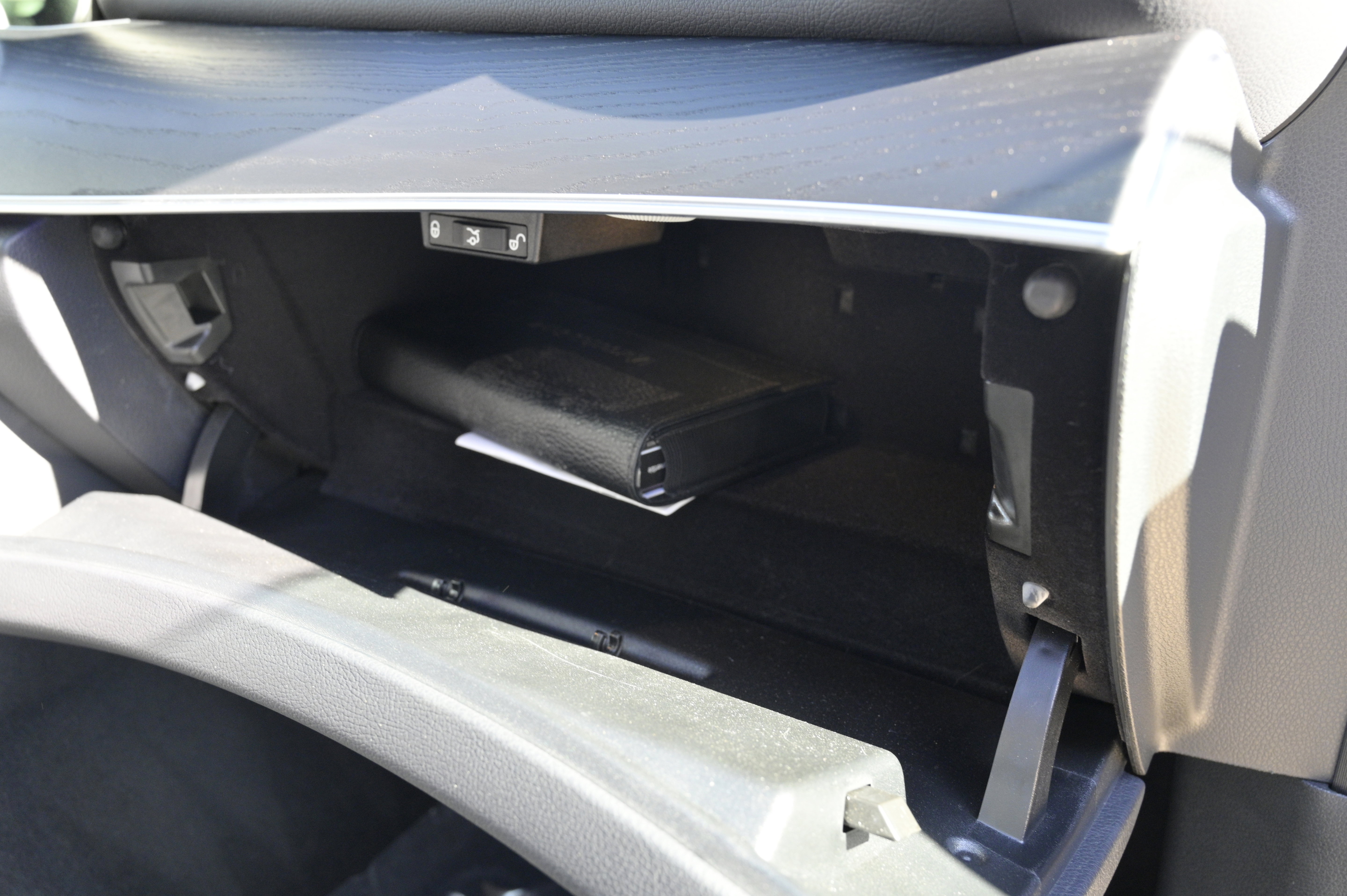 Used 2023 Mercedes-Benz E 53 AMG 4MATIC Cabriolet image 41